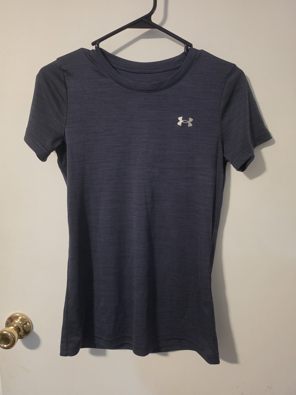 Under Armour Women’s Dark Grey Short-Sleeve Performance Tee